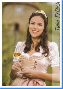 Julia Frölich - 15. Großjenaer Weinprinzessin